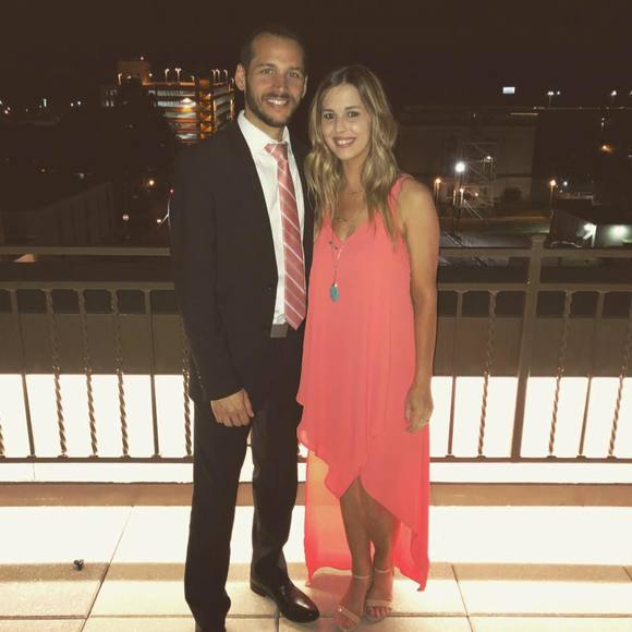 Meet your Posher, Sierra - Picture 1 of 1